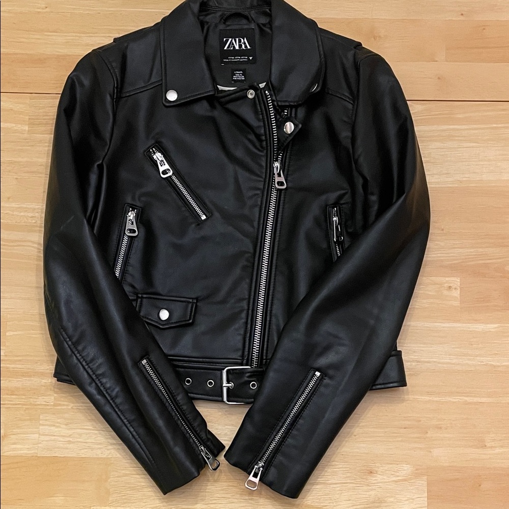 Zara Women's Sleek Black Leatherette Biker Jacket